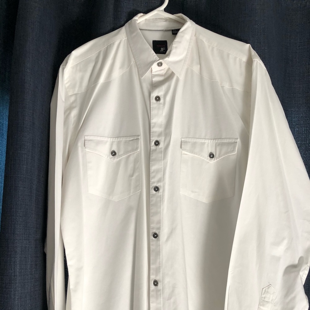 Men’s dress shirt